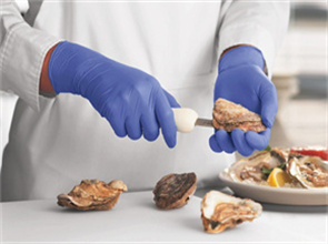 Quels types de gants jetables sont adaptés à l'industrie alimentaire ?